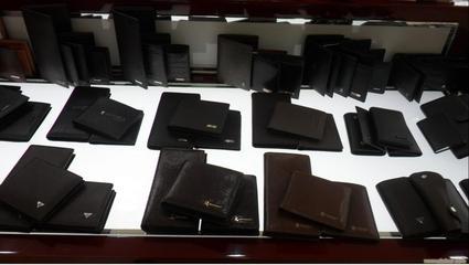给南通凯华经贸-南通梦特娇代理-南通会议礼品-南通皮具礼品-南通礼品-南通皮包的梦特娇票夹9--南通礼品-南通皮具礼品-南通会议礼品-南通皮包-南通时尚女包-南通新款女包留言_产品询价_询价留言
